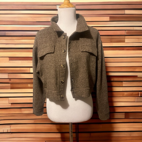 Double Zero cropped brown top - Picture 1 of 6